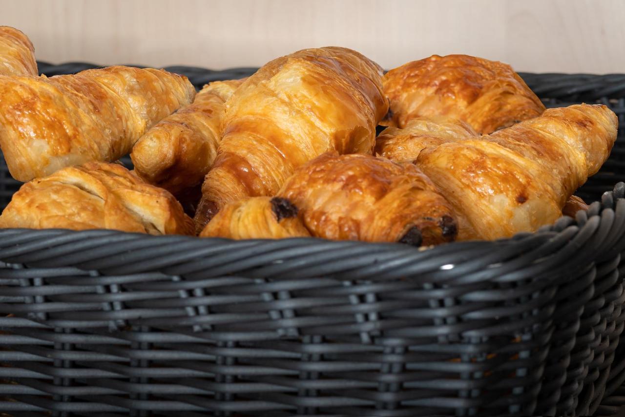 Holiday Inn - The Niu, Sparrow Regensburg By Ihg Ngoại thất bức ảnh